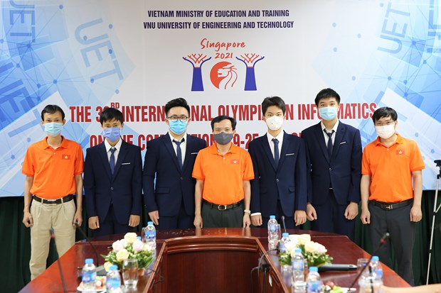 Quatre lycéens vietnamiens primés aux Olympiades internationales d informatique 2021