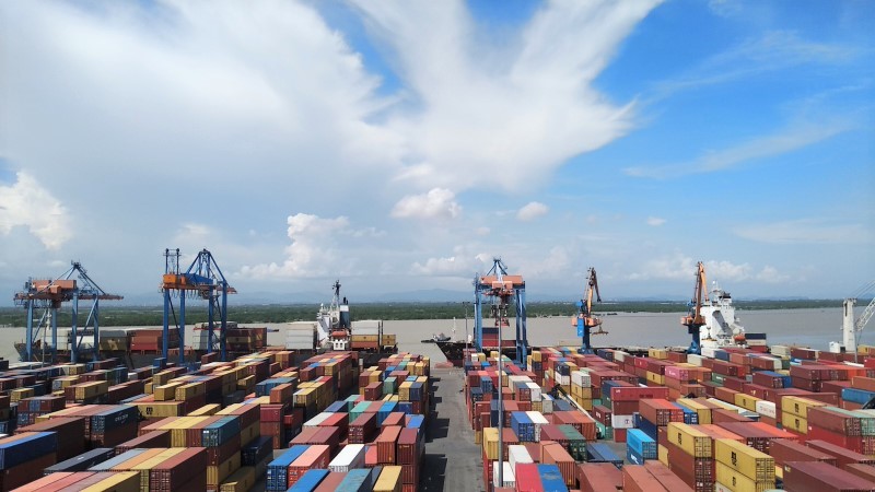 Financial Times cinq leviers pour la reprise économique au Vietnam et en Asie du Sud-Est dans le contexte épidémique