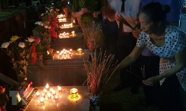 Sputnik  Quand on boit de l eau, on pense à la source – une belle tradition du Vietnam