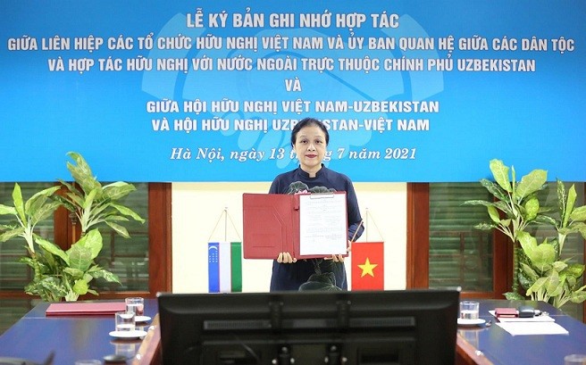 Le Vietnam et l Ouzbékistan renforcent leur coopération amicale