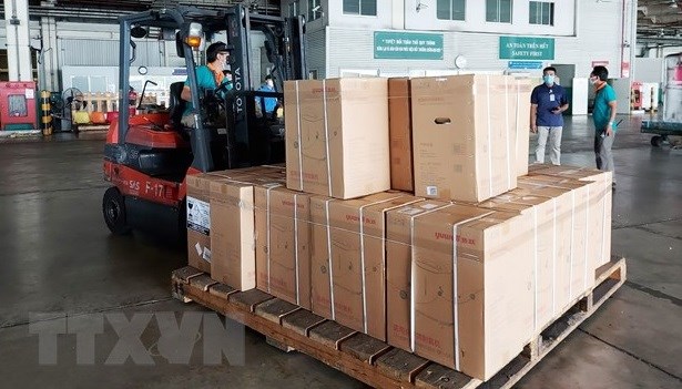 COVID-19  HCM-Ville reçoit un soutien en équipement médical d une valeur de 400 milliards de dongs