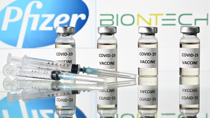 Pfizer s engage à fournir 20 millions de doses de vaccine supplémentaires au Vietnam