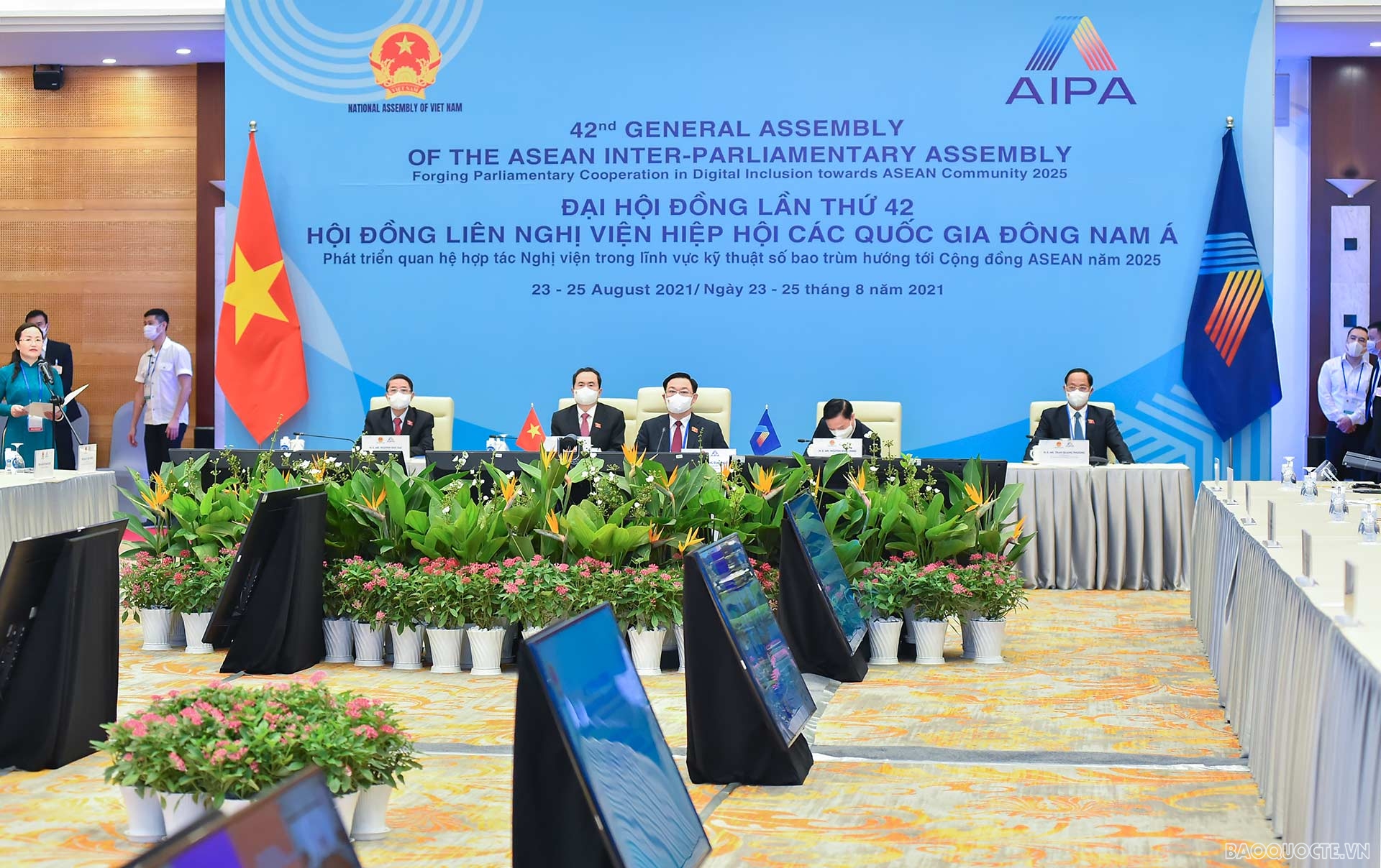 Le président de l’AN Vuong Dinh Hue à la cérémonie d ouverture de l’AG de l AIPA-42