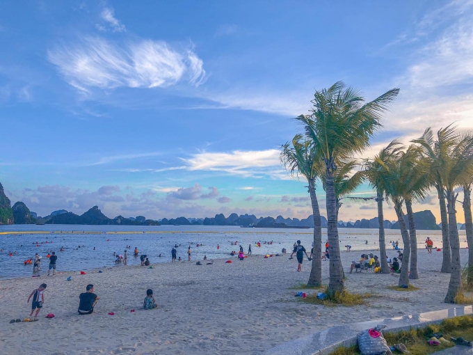 Quang Ninh rouvre de nombreuses activités touristiques et de divertissement