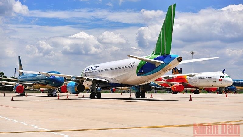 Le Vietnam élabore des plans pour la restauration des services de transport de passagers