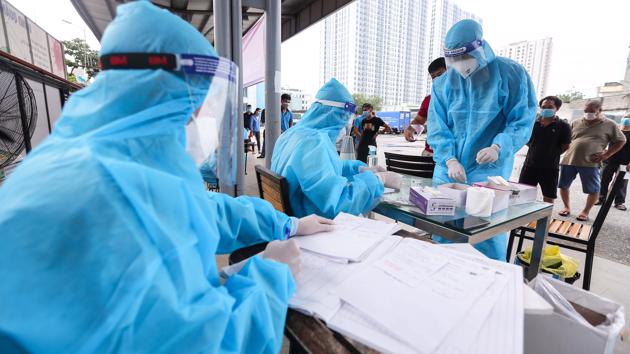 COVID-19 Plus de 423 500 patients guéris, près de 32,3 millions de doses de vaccins injectées
