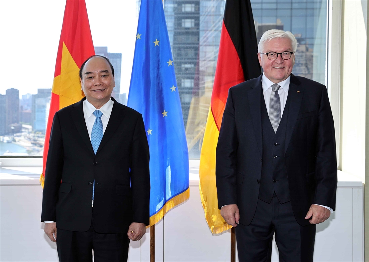 Le Vietnam félicite l’Allemagne pour sa 31e Journée de l’unité allemande