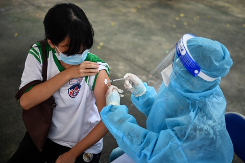 COVID-19 Plus de 77,1 millions de doses de vaccins injectées
