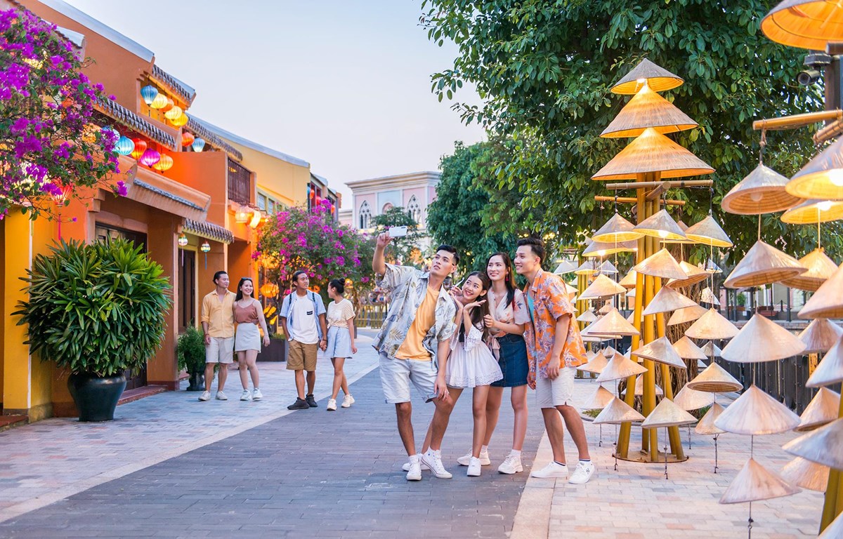 Le Vietnam pourrait rouvrir entièrement ses portes aux visiteurs internationaux dès juin 2022