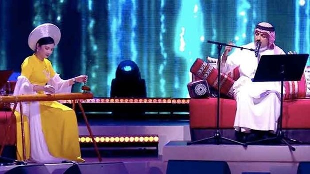 La monocorde vietnamienne au diapason de la musique arabe à l’Expo 2020 de Dubaï