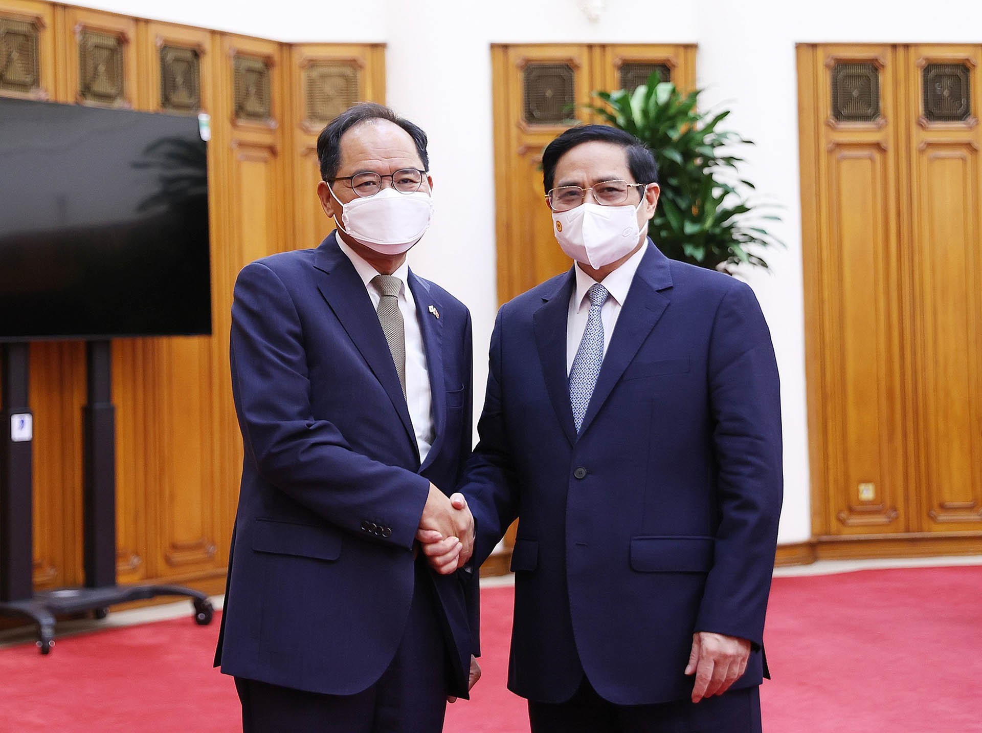 Le Vietnam s’attache aux relations de partenariat et de coopération avec la R de Corée