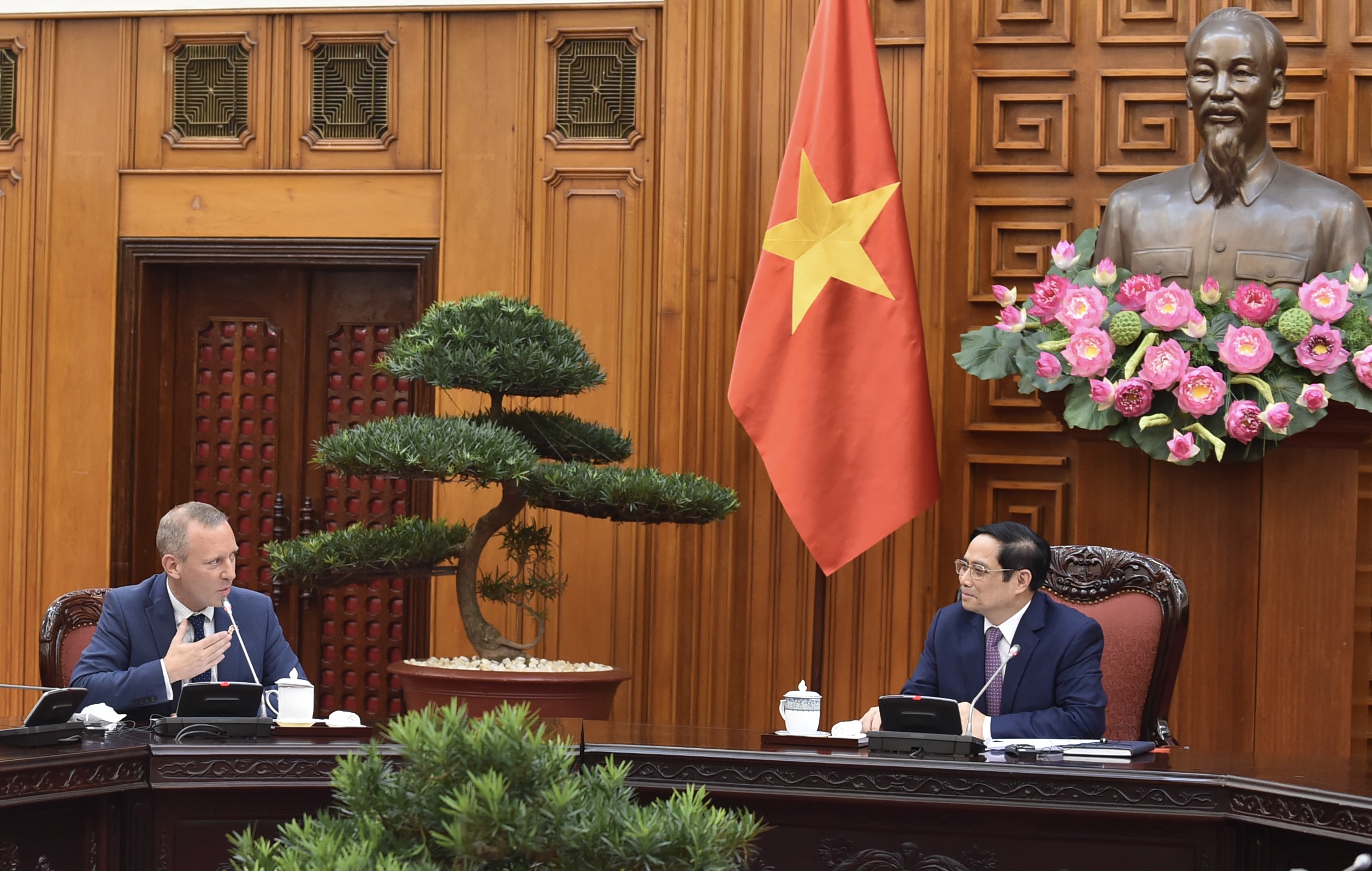 Promouvoir le transfert de technologies de la production de vaccins entre le Vietnam et le Royaume-Uni