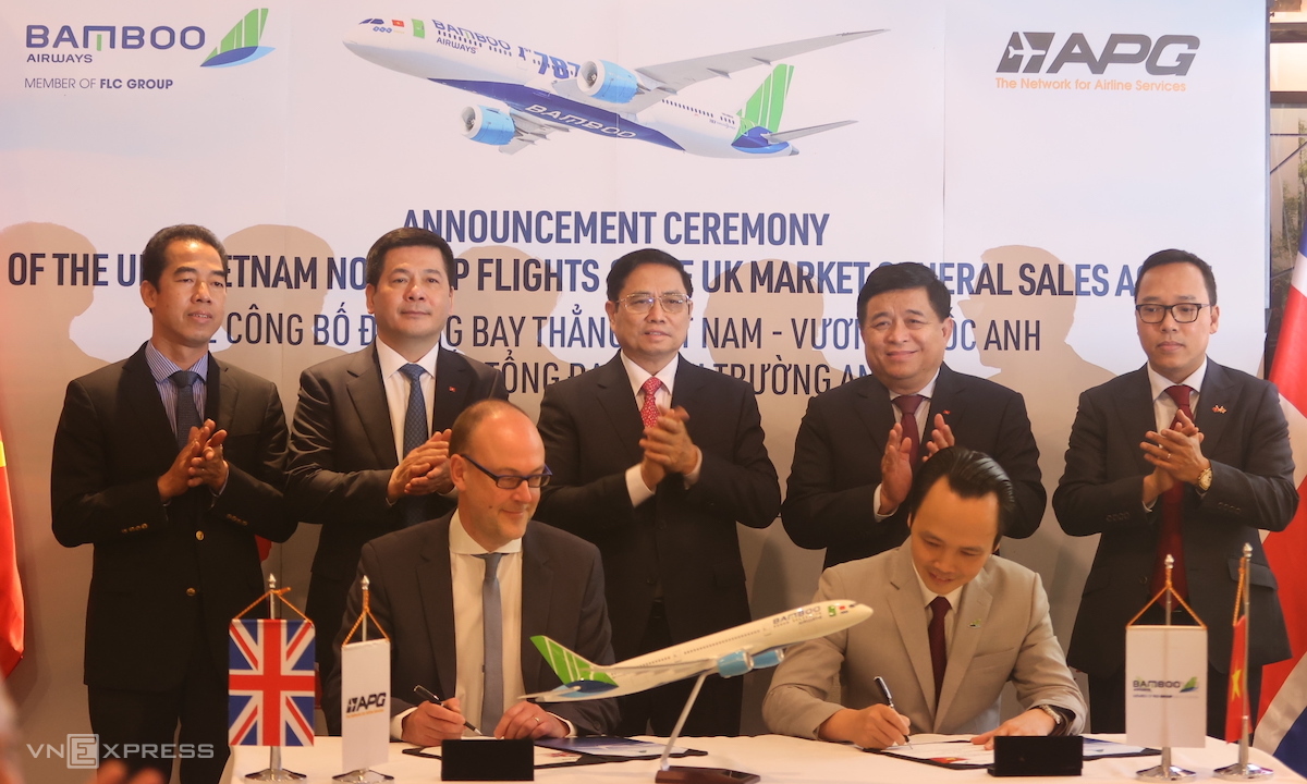 Le PM salue la liaison directe Vietnam-Royaume-Uni de Bamboo Airways