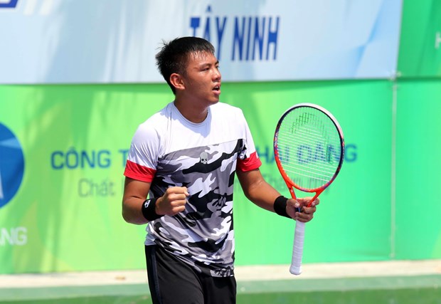 Le tennisman Ly Hoang Nam remporte le trophée du tournoi M15 Sharm El Sheikh