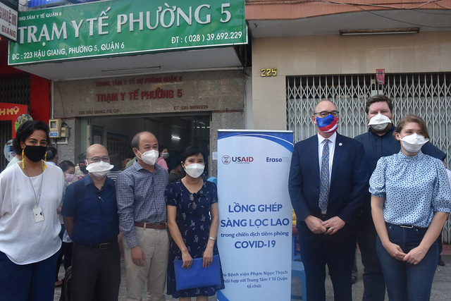 Les Etats-Unis assistent la radiographie pulmonaire à Hô Chi Minh-Ville