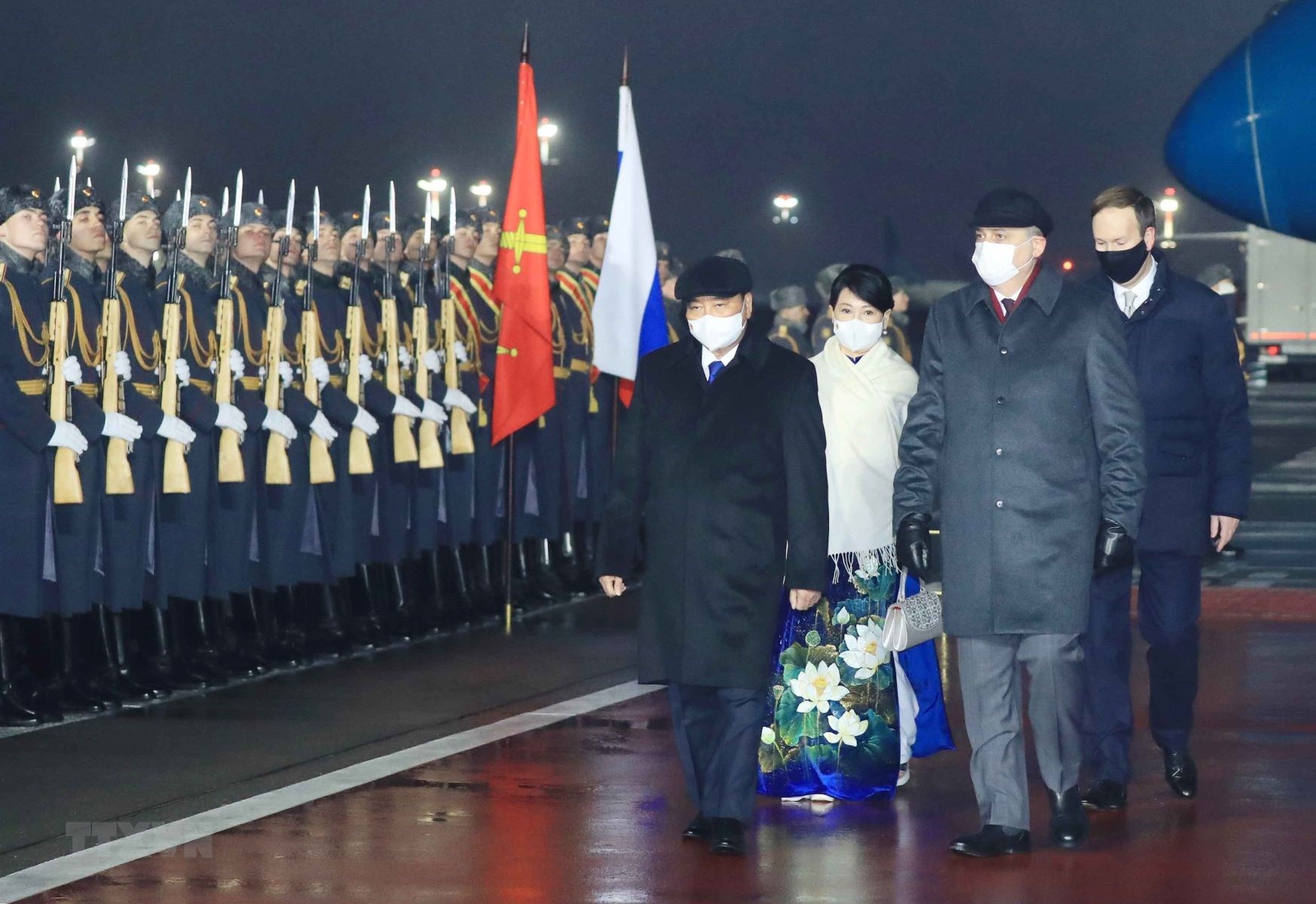 Le président Nguyen Xuan Phuc arrive à Moscou, entamant sa visite officielle en Russie