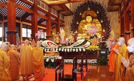 La Sangha bouddhiste du Vietnam 40 ans d’intégration et de développement de pair avec la nation