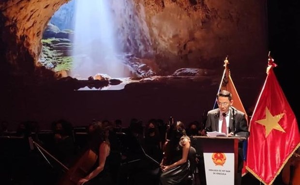 FILVEN 2021 activités culturelles marquant les 32 ans des relations Vietnam-Venezuela