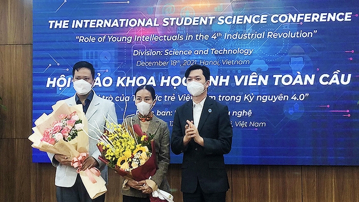 Une conférence internationale des étudiants en sciences présente 1 000 jeunes