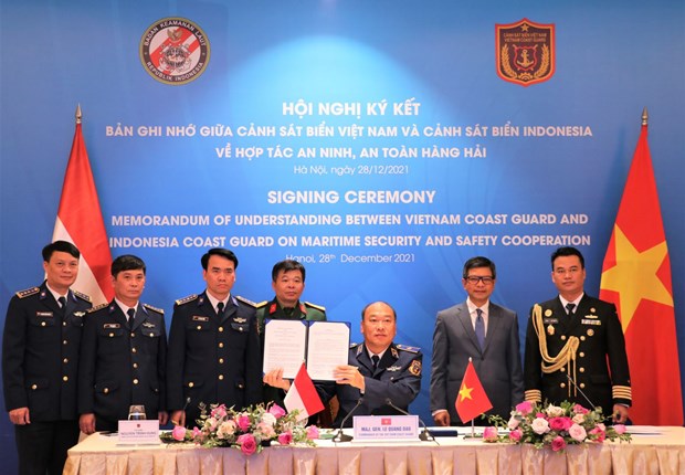 Les garde-côtes vietnamien et indonésien coopèrent en matière de sécurité et de sûreté maritimes