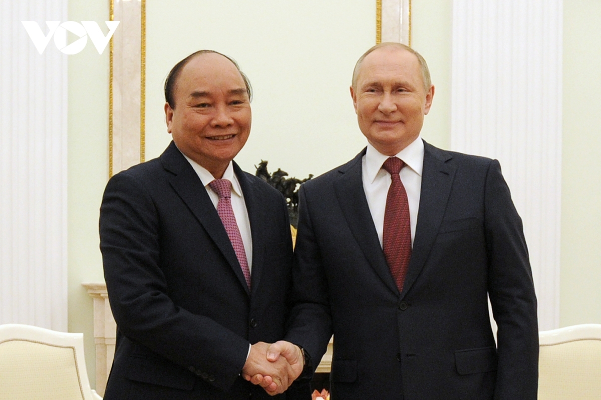 Aperçu de la visite officielle du chef de l État Nguyen Xuan Phuc en Russie