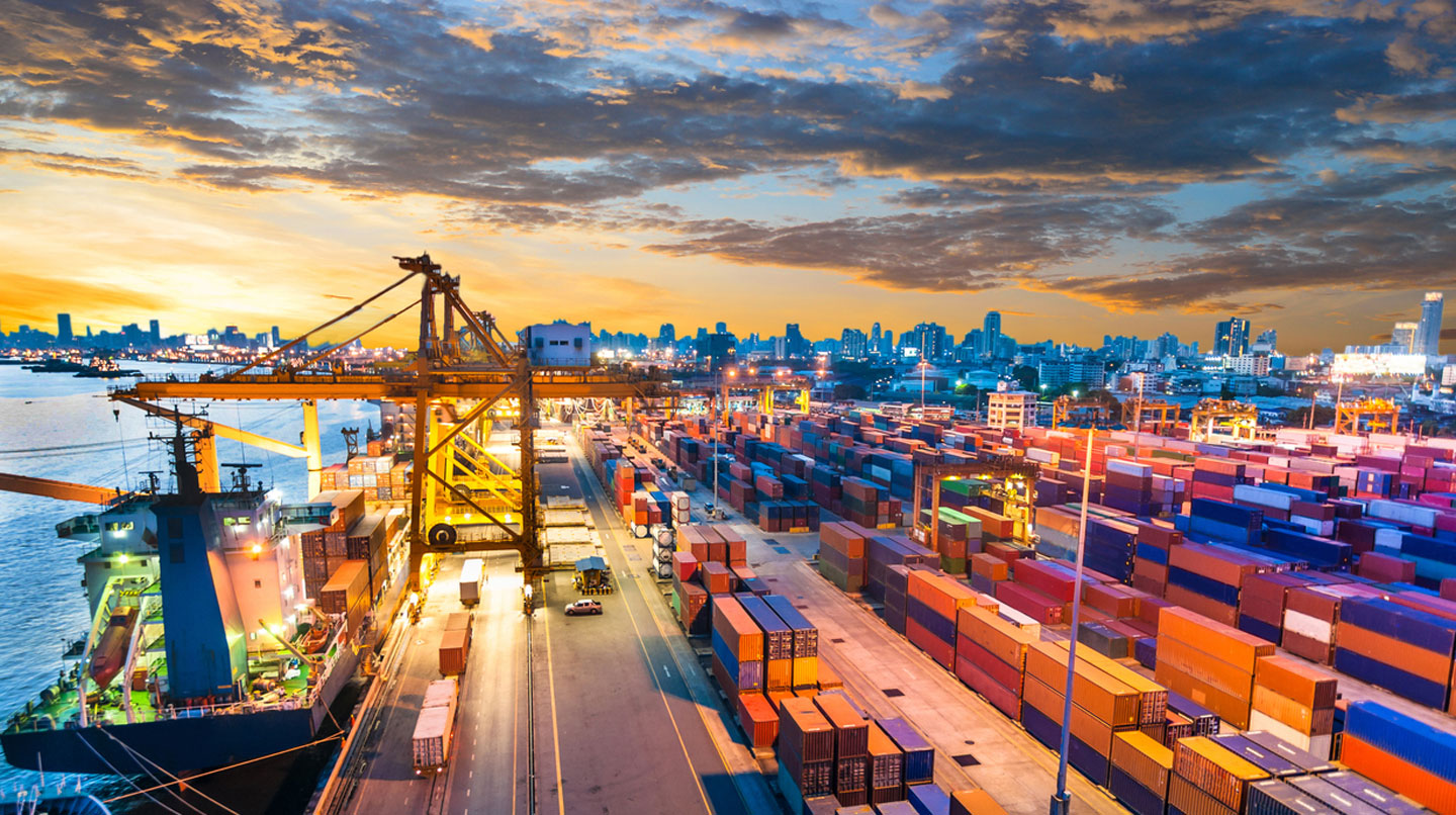 Près de 3 milliards USD versés dans les entrepôts et les centres logistiques