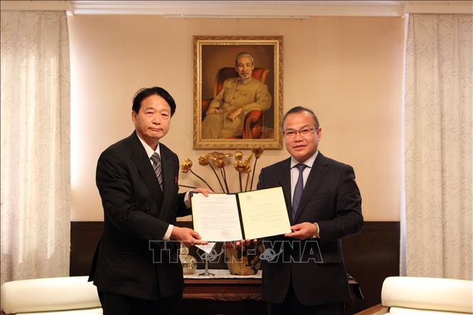 Deux Japonais nommés consuls généraux honoraires du Vietnam