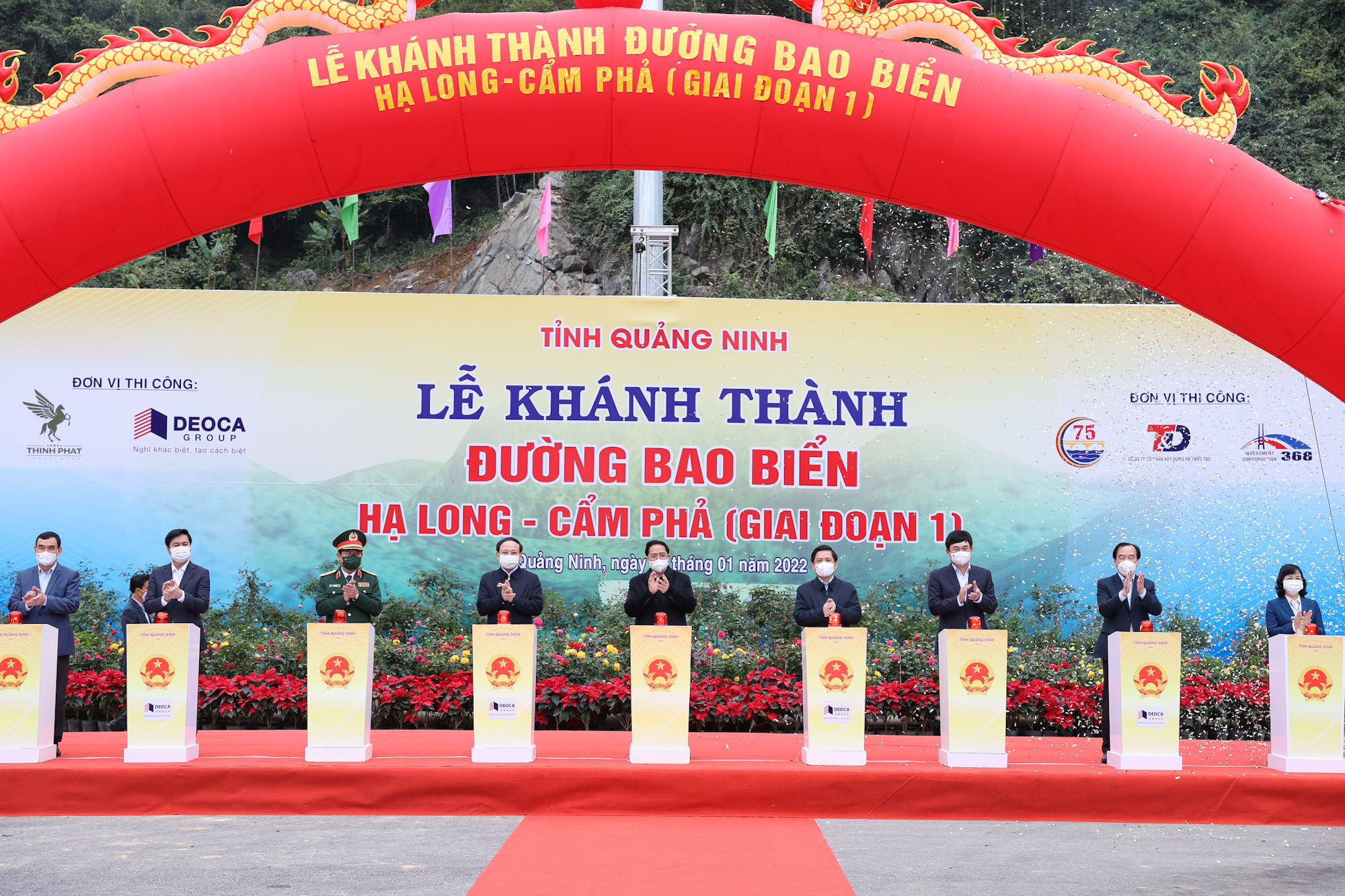 Le PM Pham Minh Chinh assiste à l inauguration d ouvrages de transport à Quang Ninh