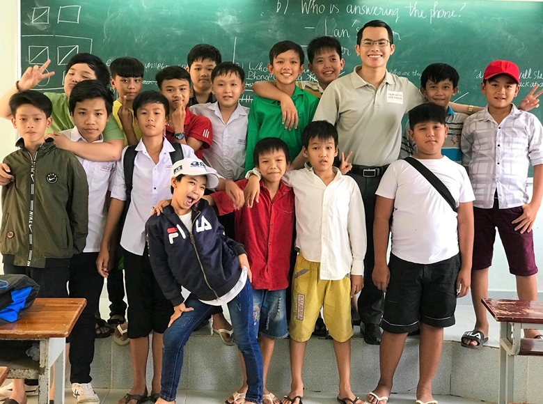 Un enfant issu du village SOS devient un jeune leader du monde