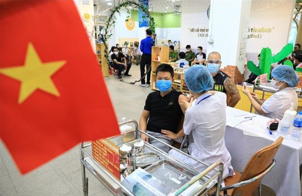 Le gouvernement vietnamien obtient un grand succès dans ses efforts de lutte contre le COVID-19