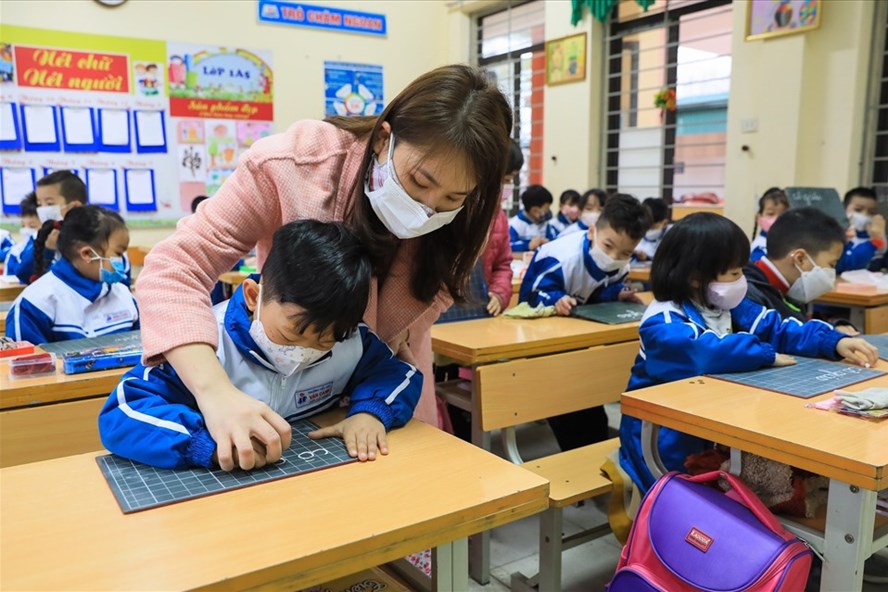 Tous les enfants du primaire et de 6e classe à Hanoï retournent à l école à partir du 21 février