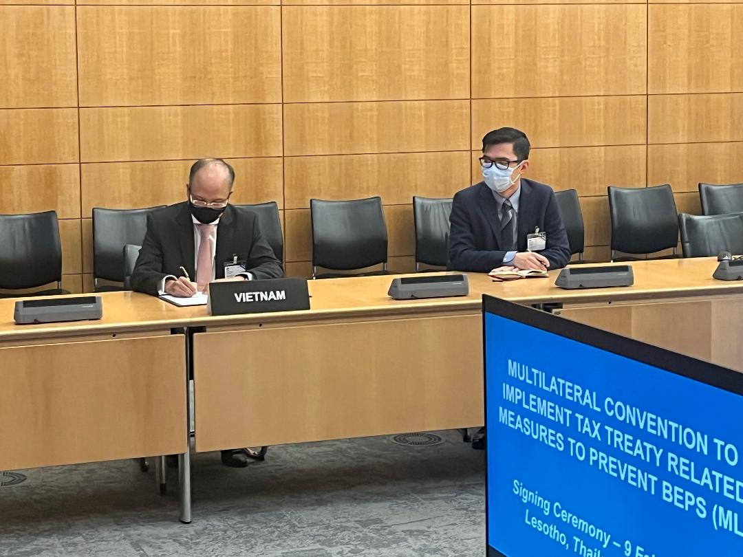 Le Vietnam signe la Convention multilatérale contre l’érosion de la base d’imposition