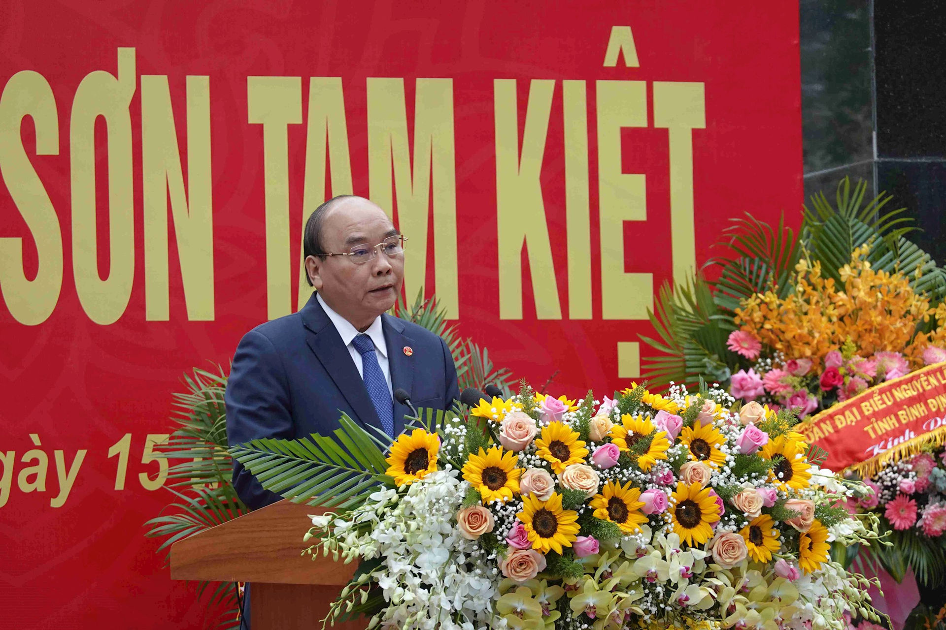 Le chef de l’Etat assiste à l’inauguration du temple Tay Son Tam Kiet