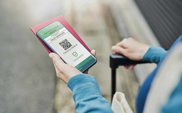 14 pays et territoires reconnaissent les passeports vaccinaux du Vietnam