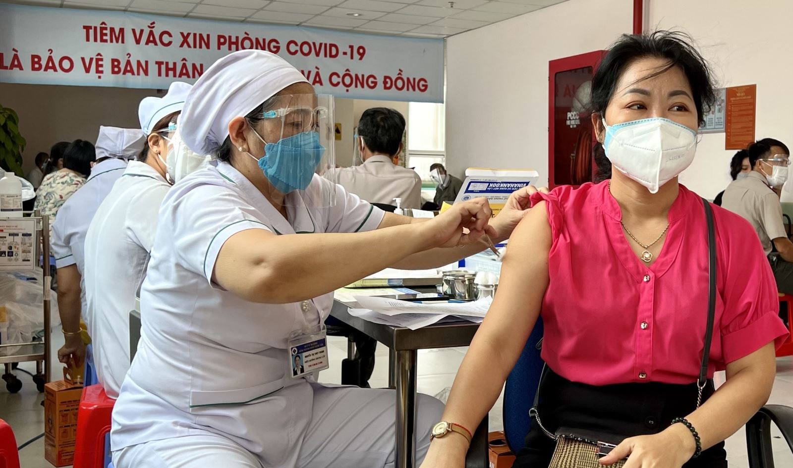 COVID-19 Plus de 184 millions de doses de vaccins injectées
