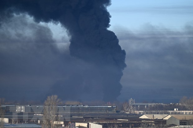 La communauté vietnamienne en Ukraine surveille calmement la situation