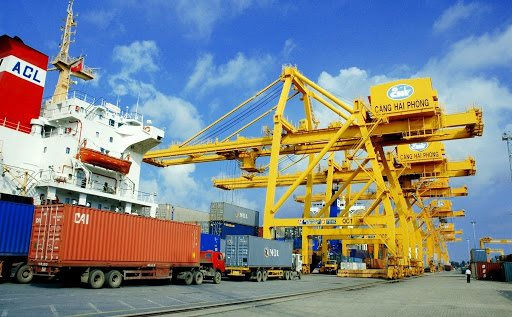 Le Vietnam réalise un déficit commercial de 500 millions d’USD en janvier