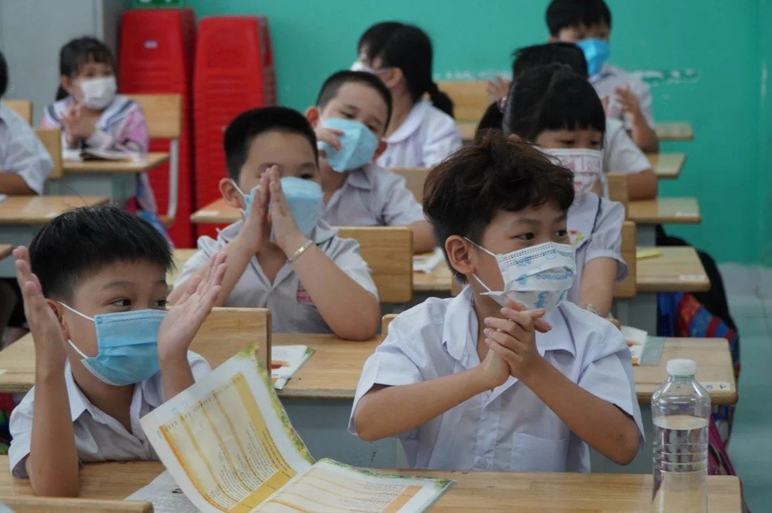 Hô Chi Minh-Ville  Les élèves de maternelle et du primaire retournent à l école