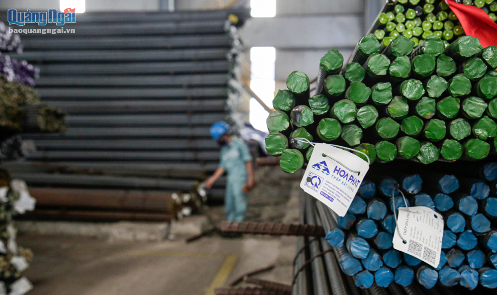 Le volume des ventes d acier de construction Hoa Phat multiplié par 2,3