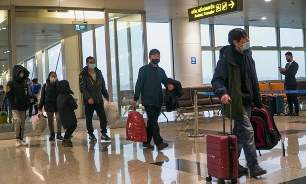 Deuxième vol de rapatriement de Vietnamiens évacués de l’Ukraine a atterri à Hanoï