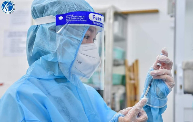 COVID-19 Plus de 200 millions de doses de vaccins ont été administrées au Vietnam