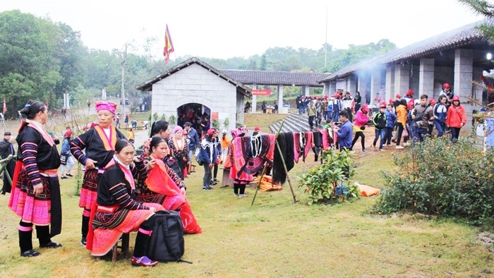 Village culturel et touristique des ethnies du Vietnam des fêtes à découvrir lors des congés du 20 avril - 1er mai