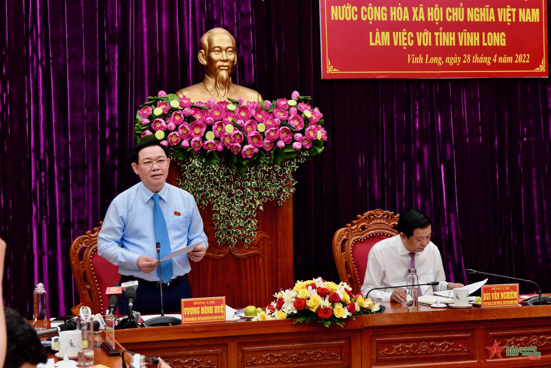 Le président de l’AN travaille avec la province de Vinh Long