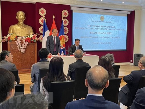Les Viêt kiêu de France souhaitent promouvoir la langue vietnamienne
