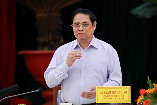 Le Premier ministre travaille avec les autorités de Ninh Thuan