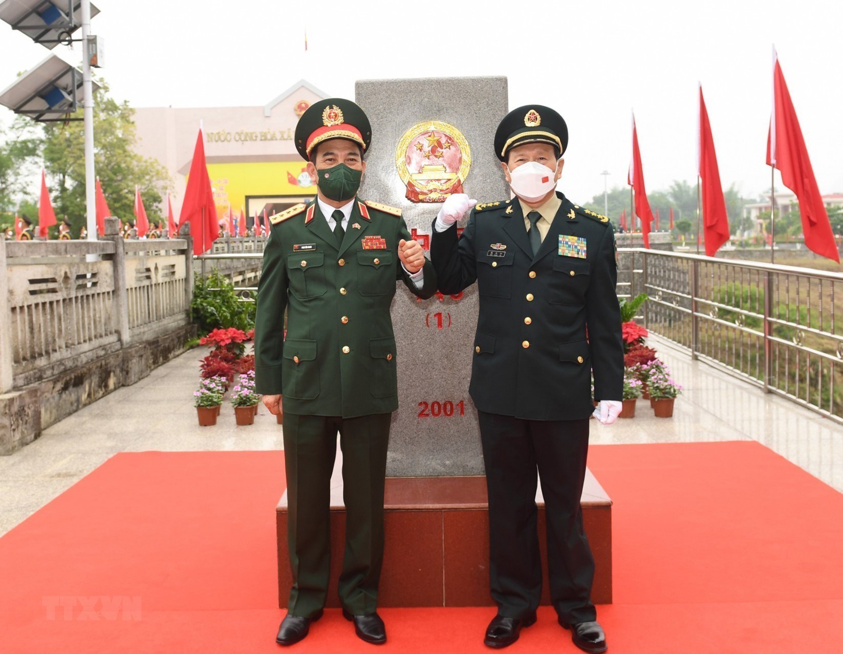 Le 7e échange d amitié de la défense frontalière Vietnam-Chine