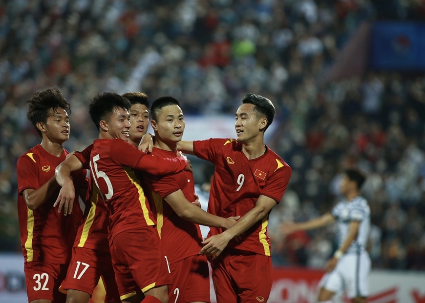 Football masculin le Vietnam et la R de Corée font match nul 1-1 lors du premier match amical