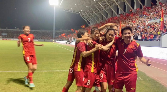 SEA Games 31 le Vietnam bat le Myanmar en demi-finale de football féminin