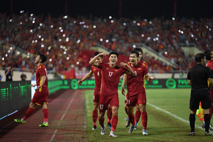 L’AFC et les fédérations régionales saluent les succès du football vietnamien aux SEA Games 31