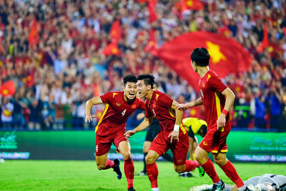 SEA Games 31 l’équipe masculine de football du Vietnam rencontrera celle de la Thaïlande en finale